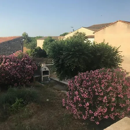 Σπίτι διακοπών Maison 21, Agreable Maison De Avec Piscine Sommières