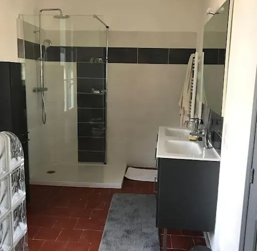 Σπίτι διακοπών Maison 21, Agreable Maison De Avec Piscine